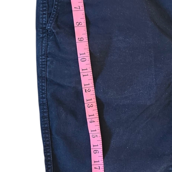 Guess Men's Size US 32 Black Denim Shorts - Picture 3 of 6